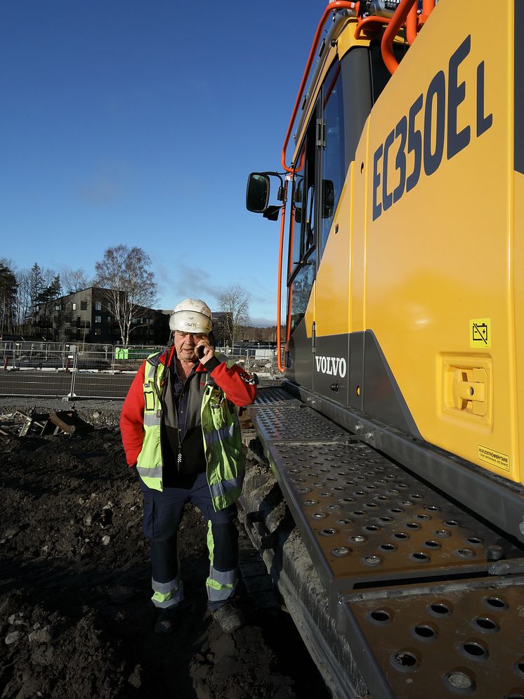 Janne Salomonsson och Volvo EC350E