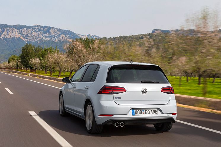 Markante prisnedsættelser på Volkswagens hybridbiler