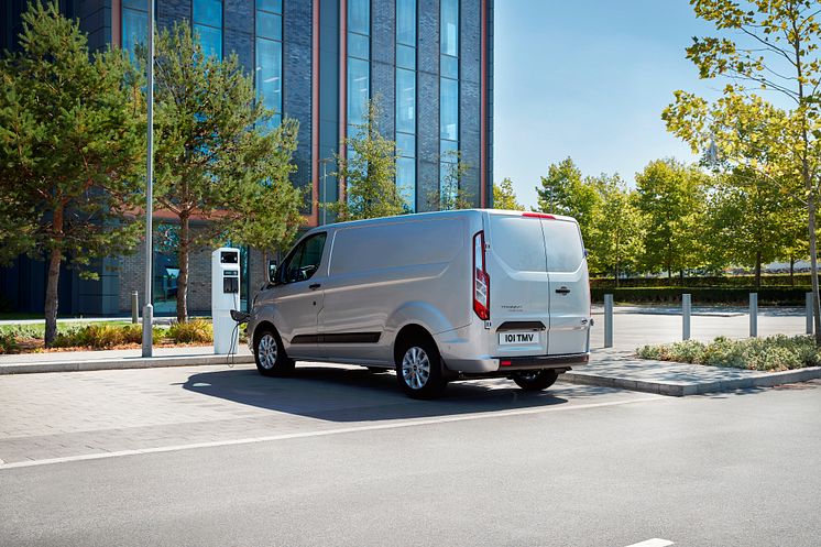 New Transit PHEV