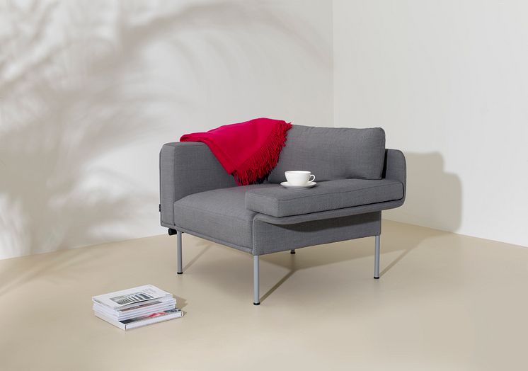Varilounge sofa system designed by Christophe Pillet