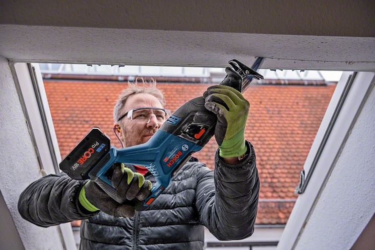 o388997v16 GSA_18V-28_application_Schnitt_oben_117