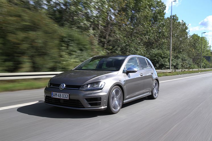 Golf R