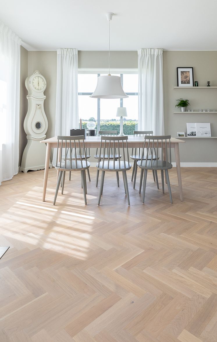 40018_Herringbone_Parquet_3