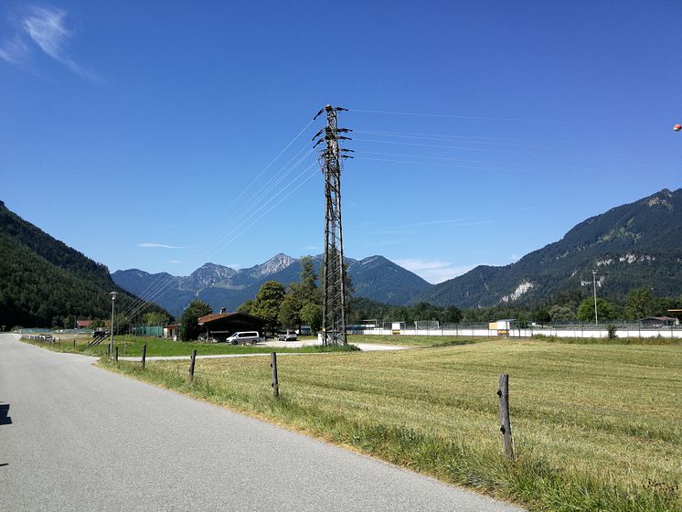 Abbau der Strommaste am Flughang am Balsberg hat begonnen.