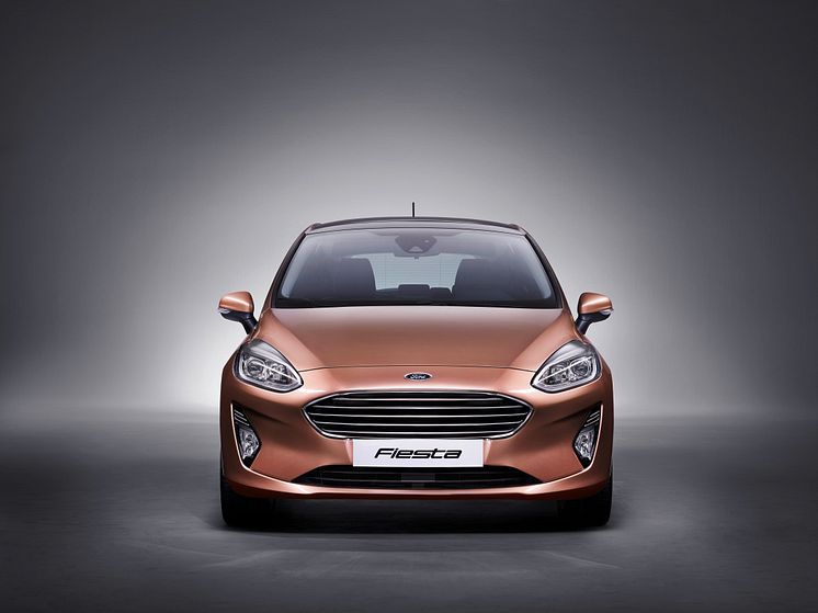 FORD_FIESTA_TITANIUM_FRONT