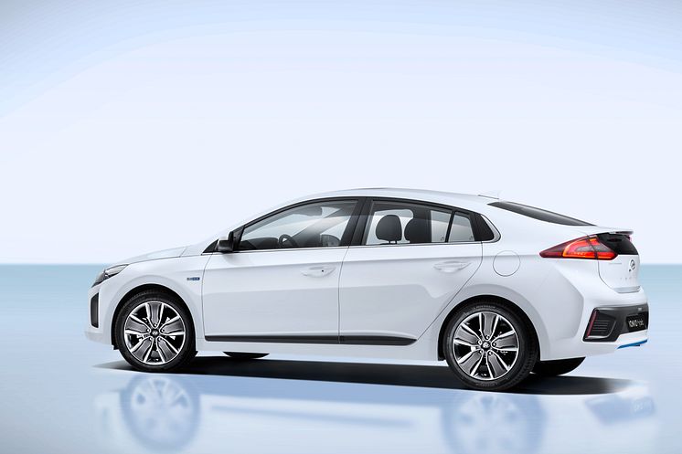 Hyundai IONIQ Hybrid