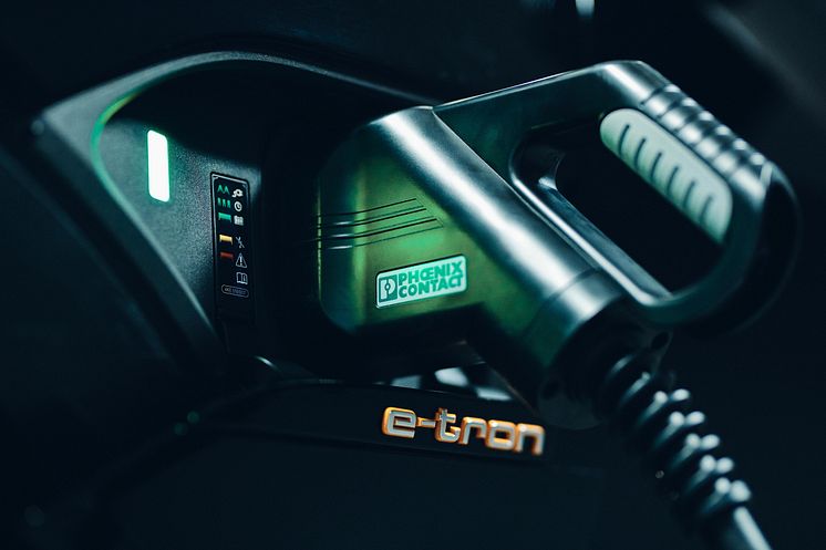 Elbiler som en del af omstillingen til bæredygtig energi (Audi e-tron)