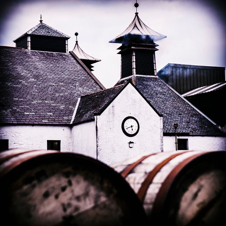 Laphroaig distillery3