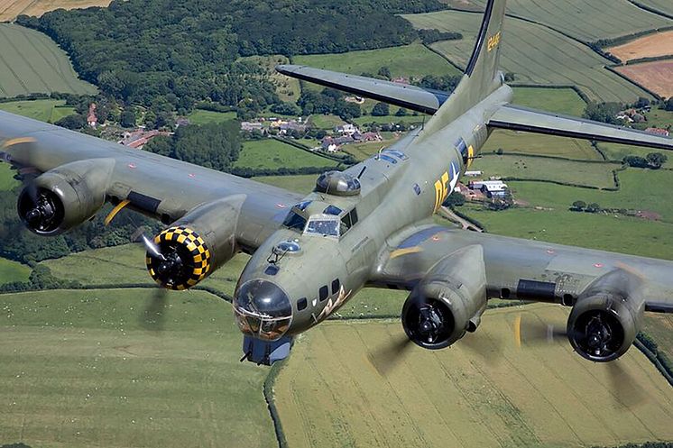 Det legendariske B-17 veteranbombefly ’Sally B’ 
