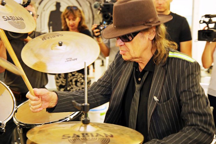 Udo Lindenberg - Zwischentöne: Ausstellung im Museum der bildenden Künste - Lindenberg am Schlagzeug