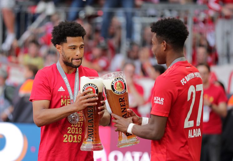 FCB Meister19-Gnabry-Alaba-Prost