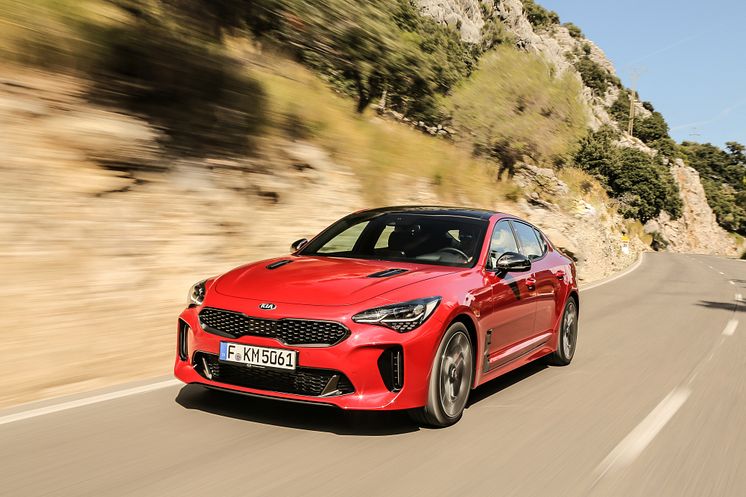 Kia Stinger_123