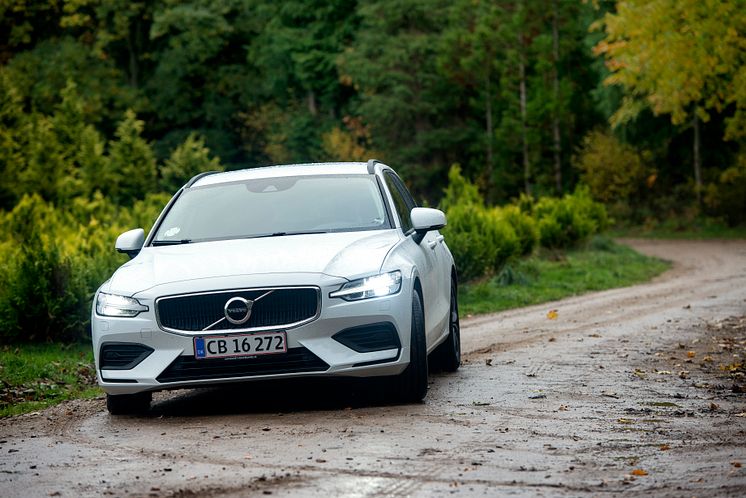 Volvo V60 04 - ©JonasFotografi