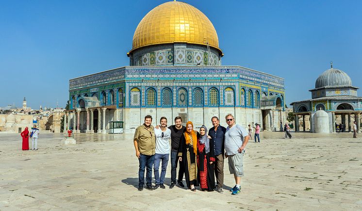 Alle foran moskeen i Jerusalem