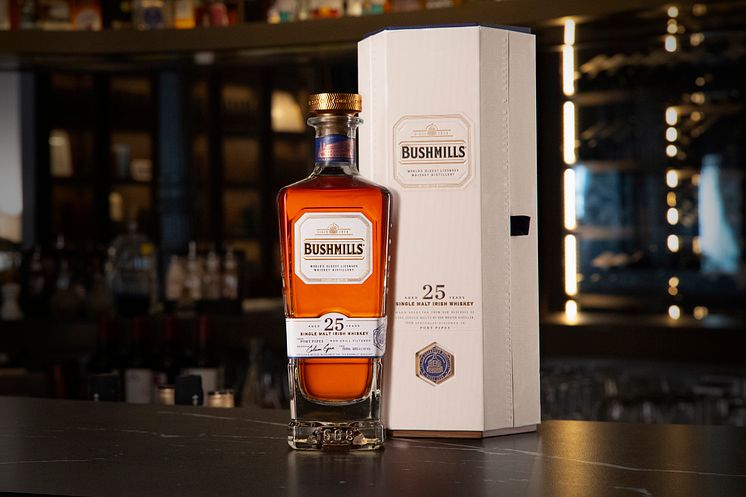 Bushmills 25 + box