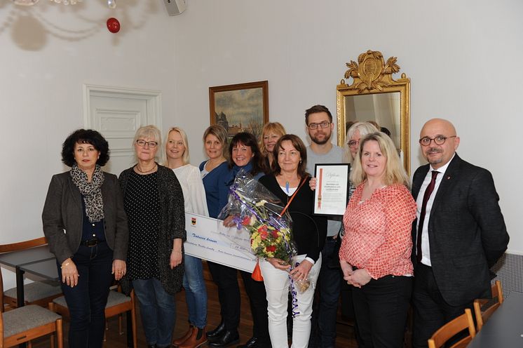 Elevhälsan på Vivallaskolan och Lundbyskolan tilldelades Örebro kommuns Jämställdhetspris 2015. Foto: Örebro kommun