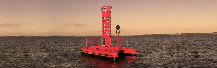 High res image - Rock Seven - Calshot Buoy