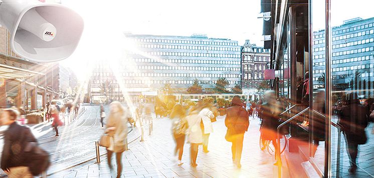 c1310e_city_street_crowd_people_blurry_sunlight_2006_780x371