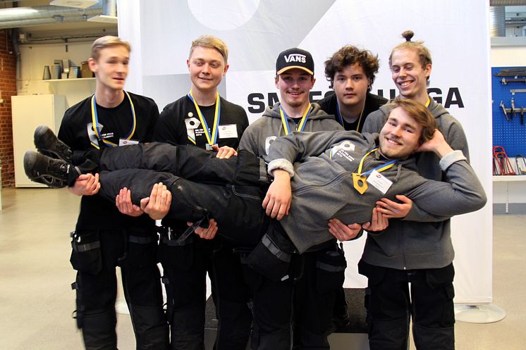 Finalisterna i SM för unga plåtslagare 2019