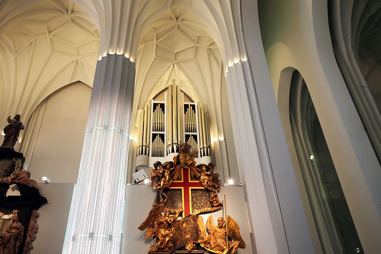 Schwalbennestorgel im Paulinum Leipzig