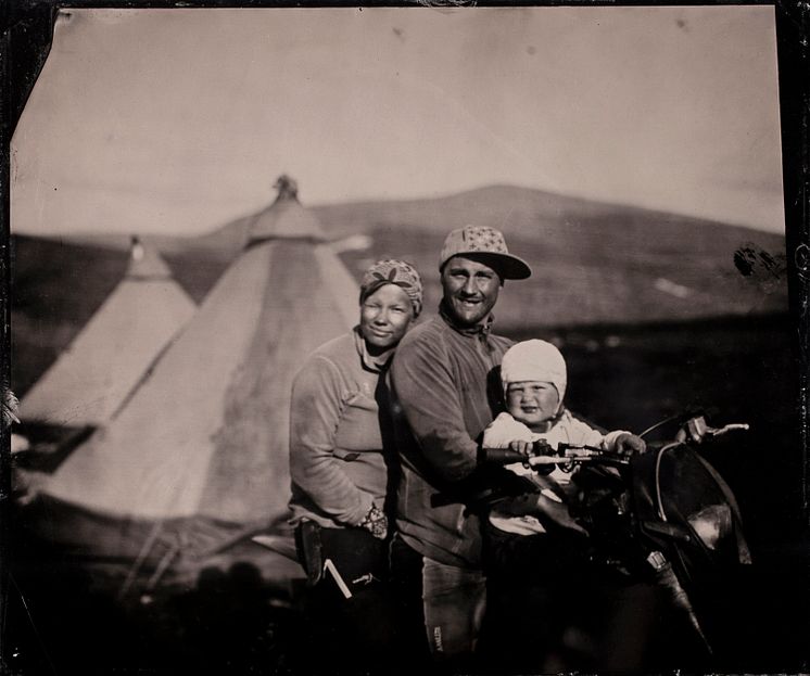 Familj på motorcykel: Sara- Helen Persson, Klemmet Israelsson och Nils -Teodor Israelsson. 