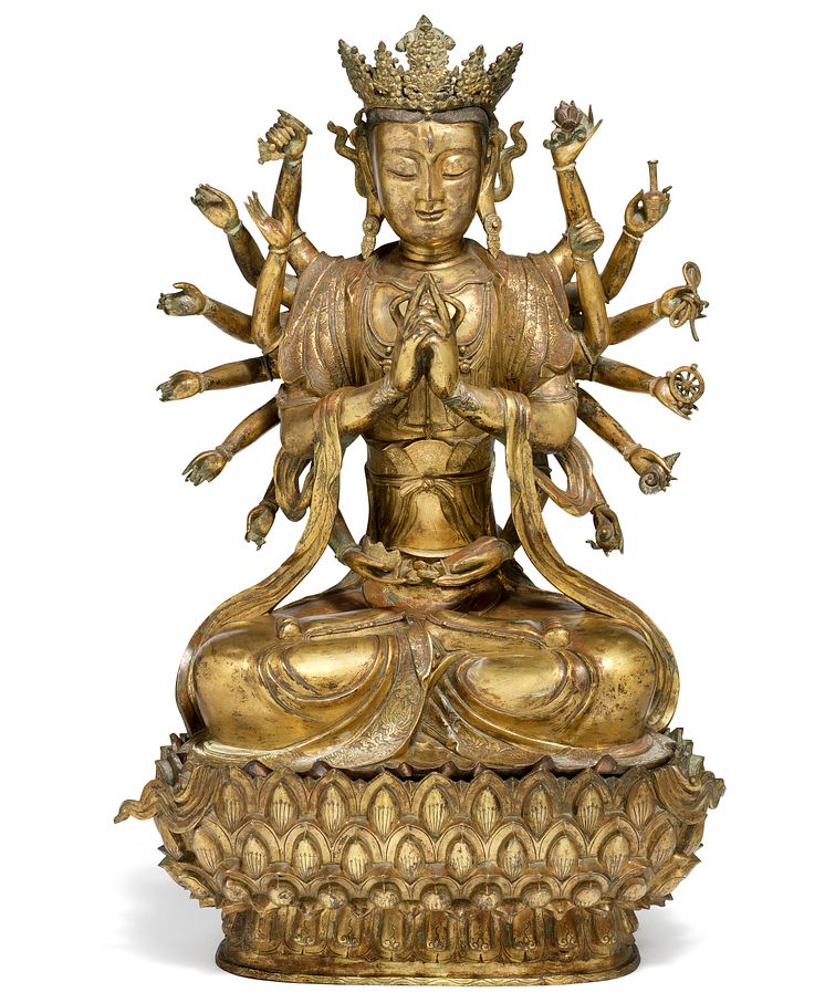 Avalokitesvara af forgyldt bronze. Vurdering: DKK 800.000-1.200.000.