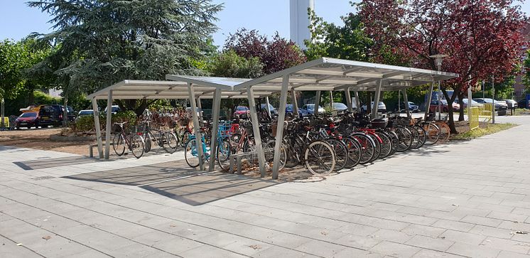 Cykeltak V-Plaza, först på plats. Hörgården, Danmark