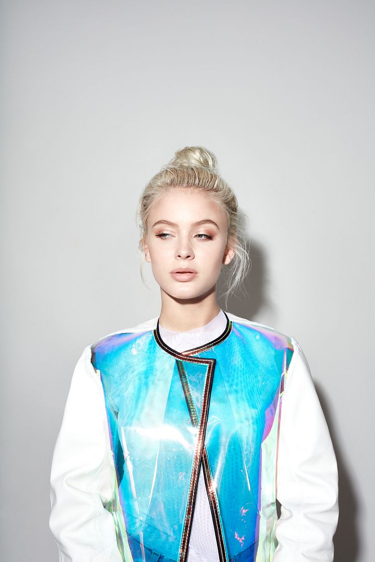 Zara Larsson LEAD Presshot