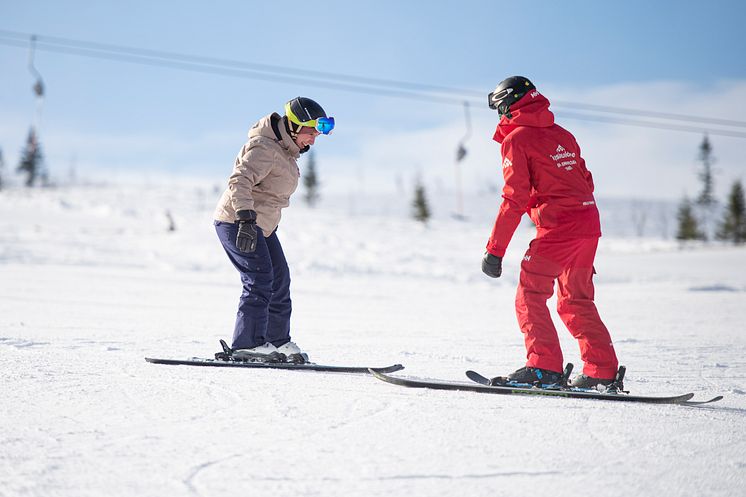 Jetmira og skilærer Anders
