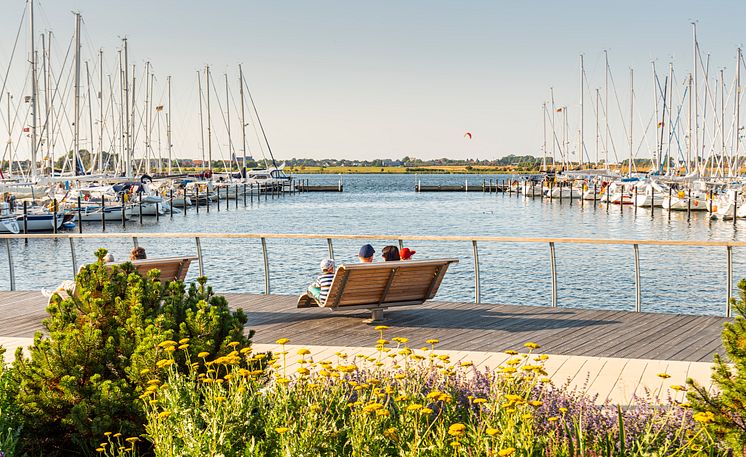 Yachthafenpromenade Burgtiefe