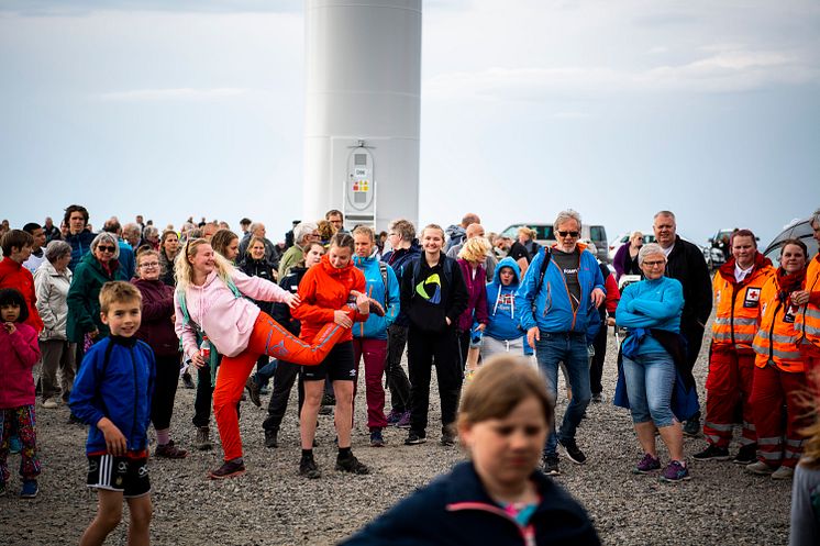 Rundt 400 samlet til åpningsfest i Roan vindpark