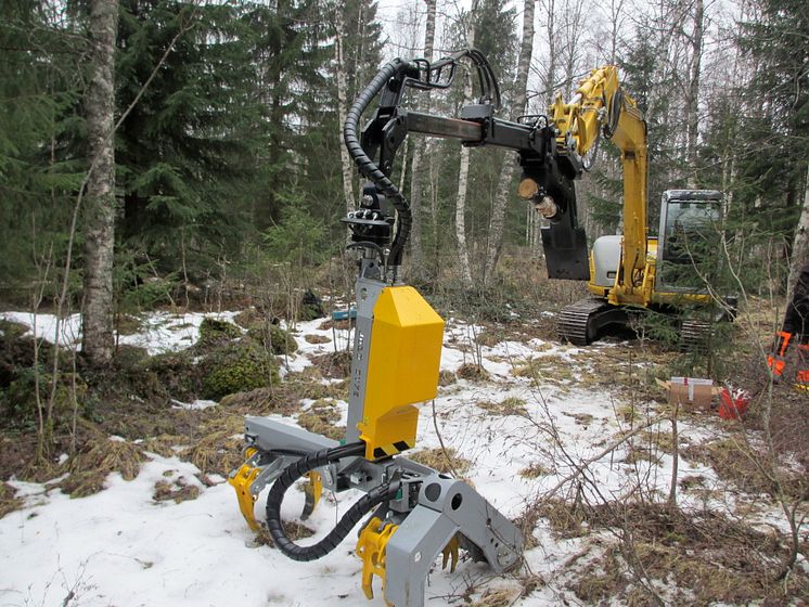 Jobo ST75 från Syketec är avsett för traktorer och medelstora grävmaskiner.