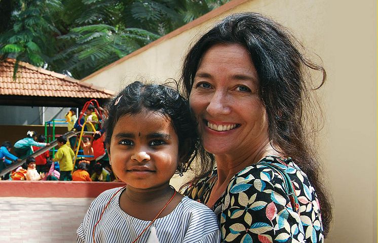 Indrani (5) og Maj Britt Andersen