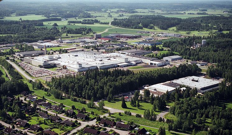 Toyotas truckfabrik i Mjölby - flygfoto