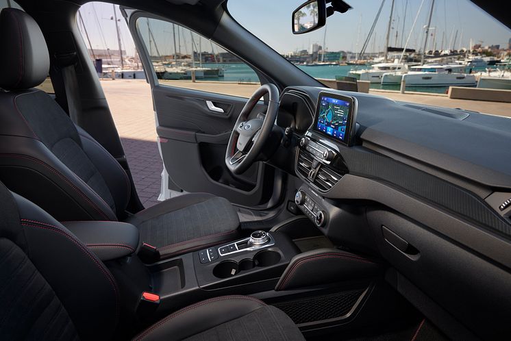 2023Ford_KugaGraphite_Interior_3