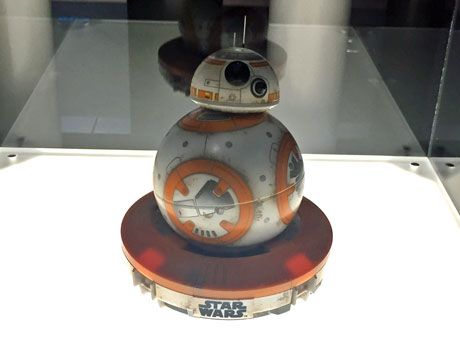 CES 2016 Star Wars BB-8