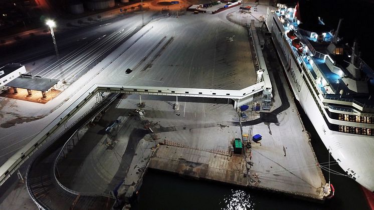 Gotlands hamnar  miljösatsar med Titan mastbelysning i Visby hamn