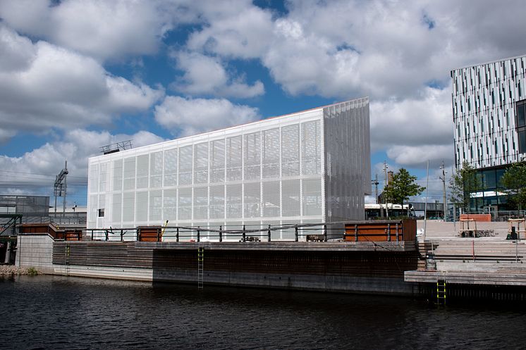 Cykelparkeringshuset vid Gamlestadens resecentrum augusti 2020