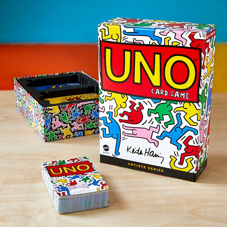 UNO Artiste Series Keith Haring Deck (2).jpg