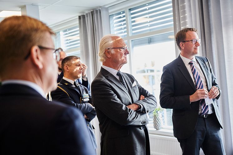 HM Konungen på Sunpine 02
