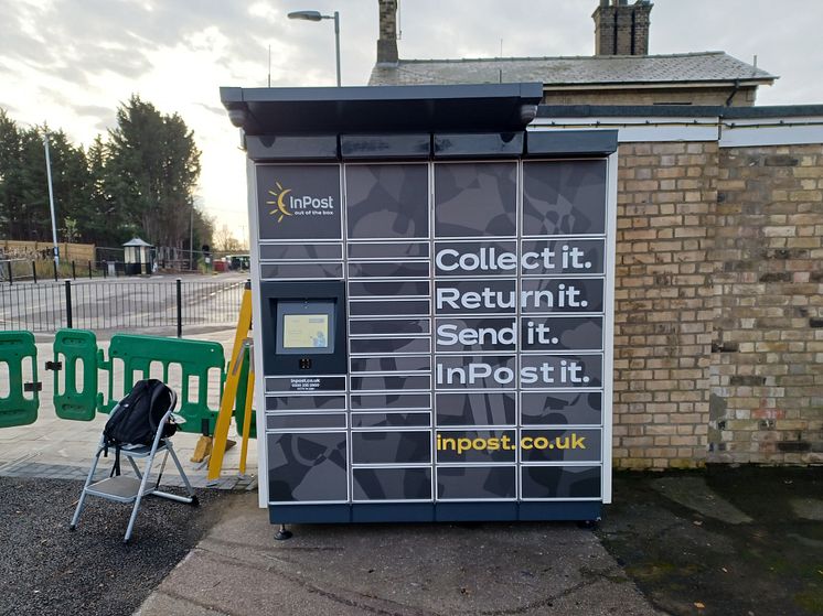 Huntingdon InPost lockers