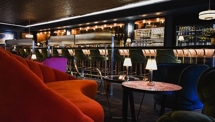 Watson´s Bar, Hotel Rival