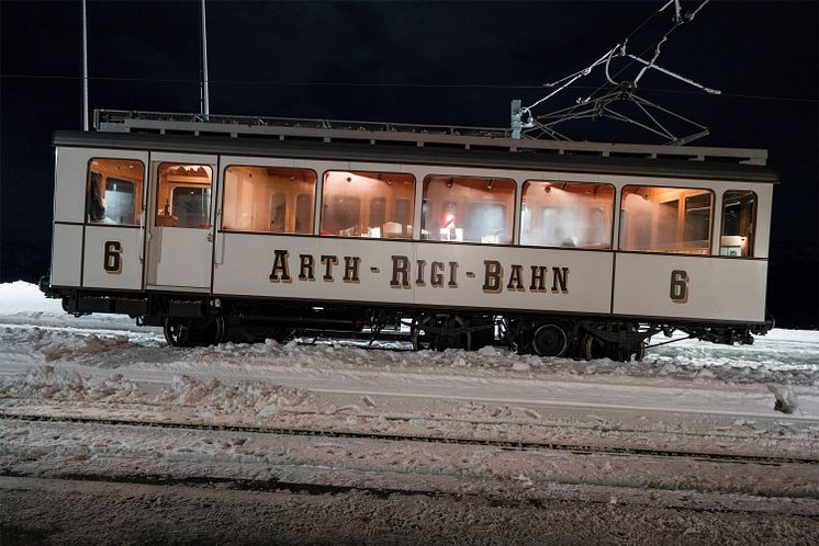 Fonduefahrt auf die Rigi 2 ©Rigi Bahn