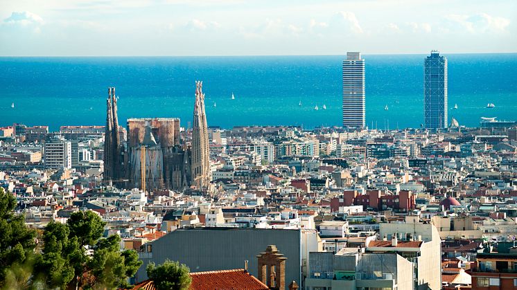 View of Sagrada Familia and port from Park Guell Barcelona_16_9