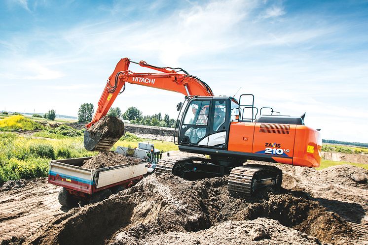 Hitachi ZX210-6 bandgrävare Delvator