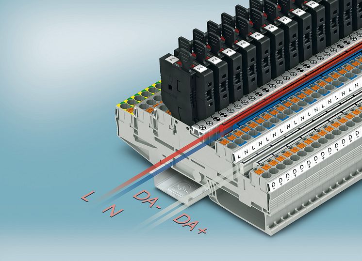 Flexibility for wiring emergency lighting