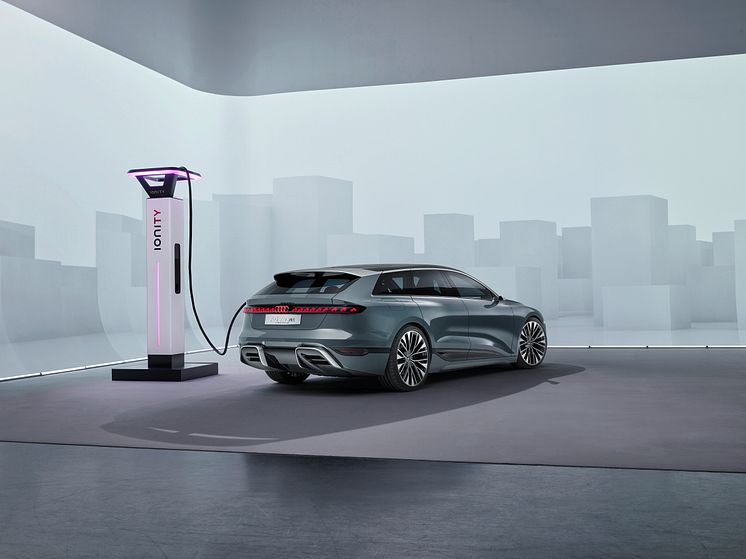 Audi A6 Avant e-tron concept