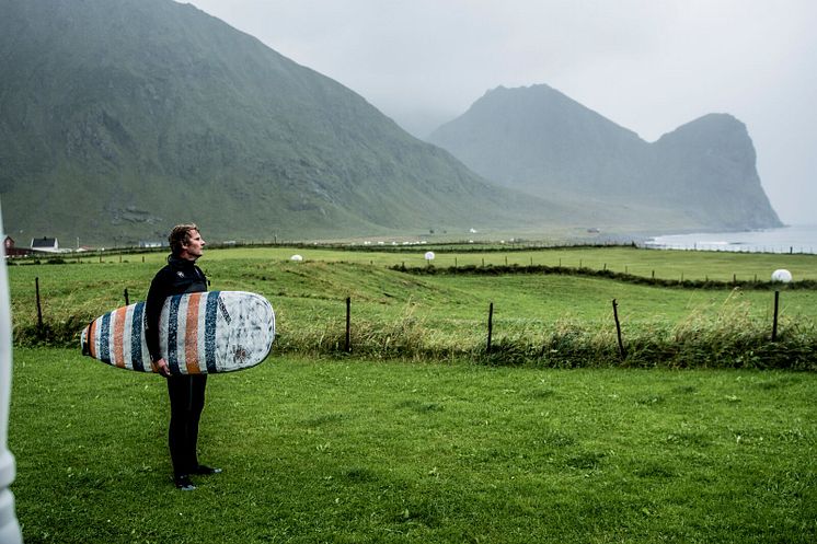 Lofoten  Unstad Arctic Surf Thomas Rasmus Skaug - VisitNorway.com