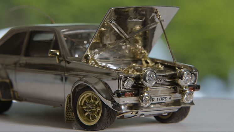 Diamantbesat Ford Escort