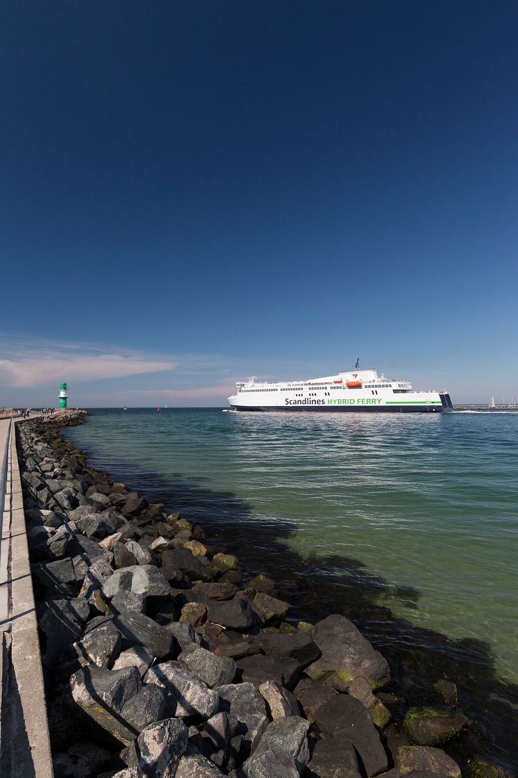 M/F Berlin i Warnemünde